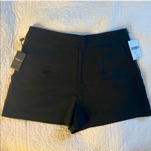 Forever 21 Contemporary Woven Dress Shorts Pockets